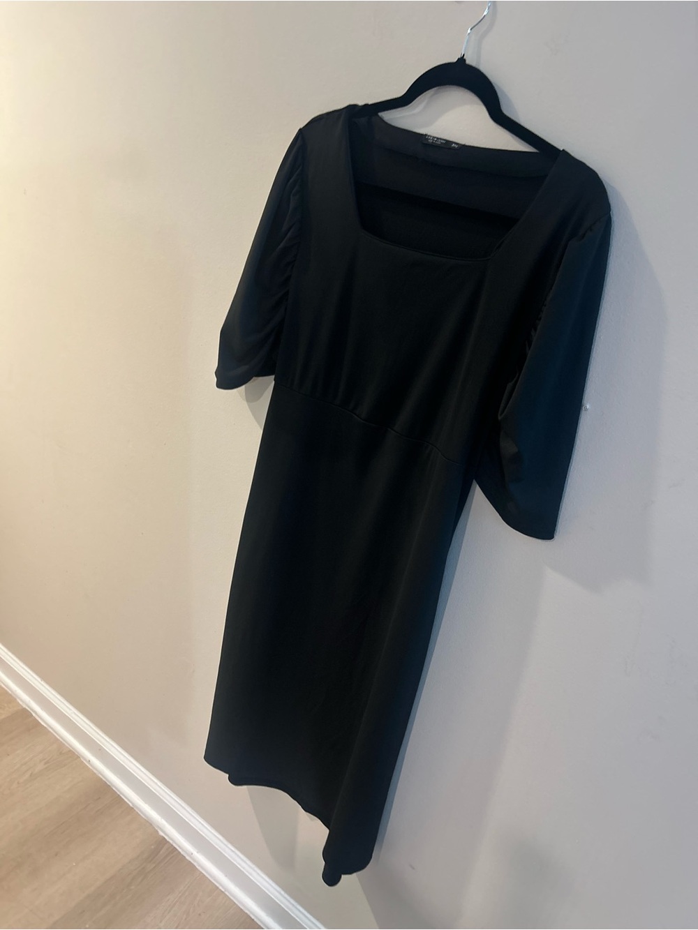 SHEIN Black Square-Neck Midi Dress
